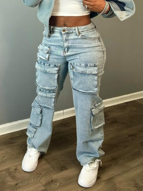 Cargo Style Wide Leg Jeans - Trendy & Functional Streetwear